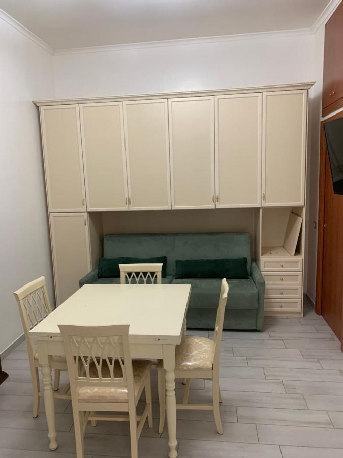 La Casa Dei Nonni Daire Napoli Dış mekan fotoğraf